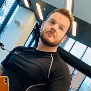 Meet your Posher, Zach